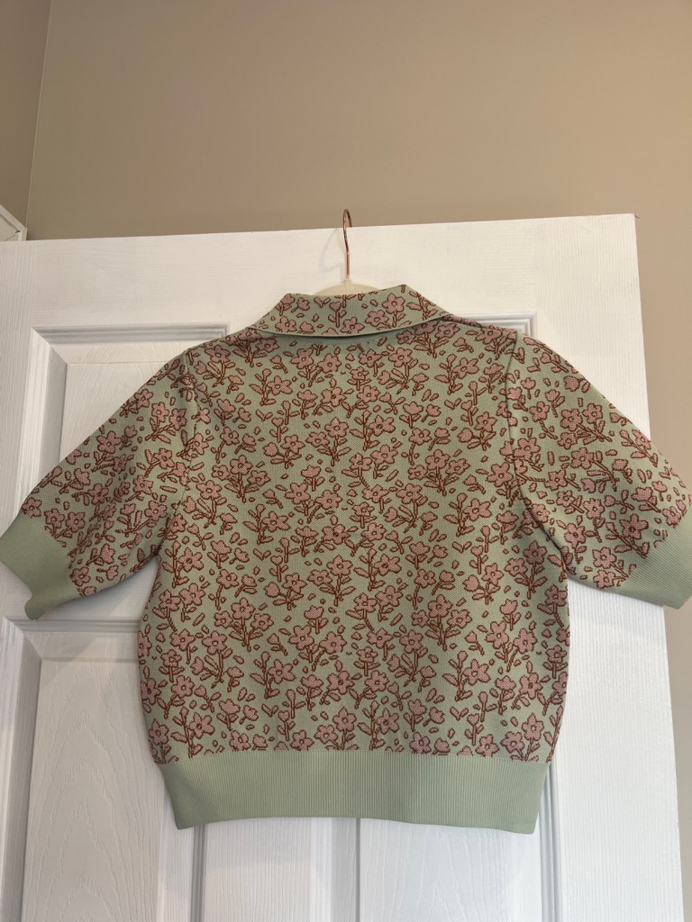 Zara Pink Floral Polo Knit Top on Sage Green - Picture 3 of 3